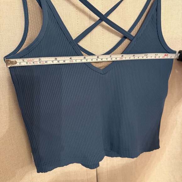 Vuori Rib Crop Tank – Stone Blue (Size S) - Picture 6 of 7